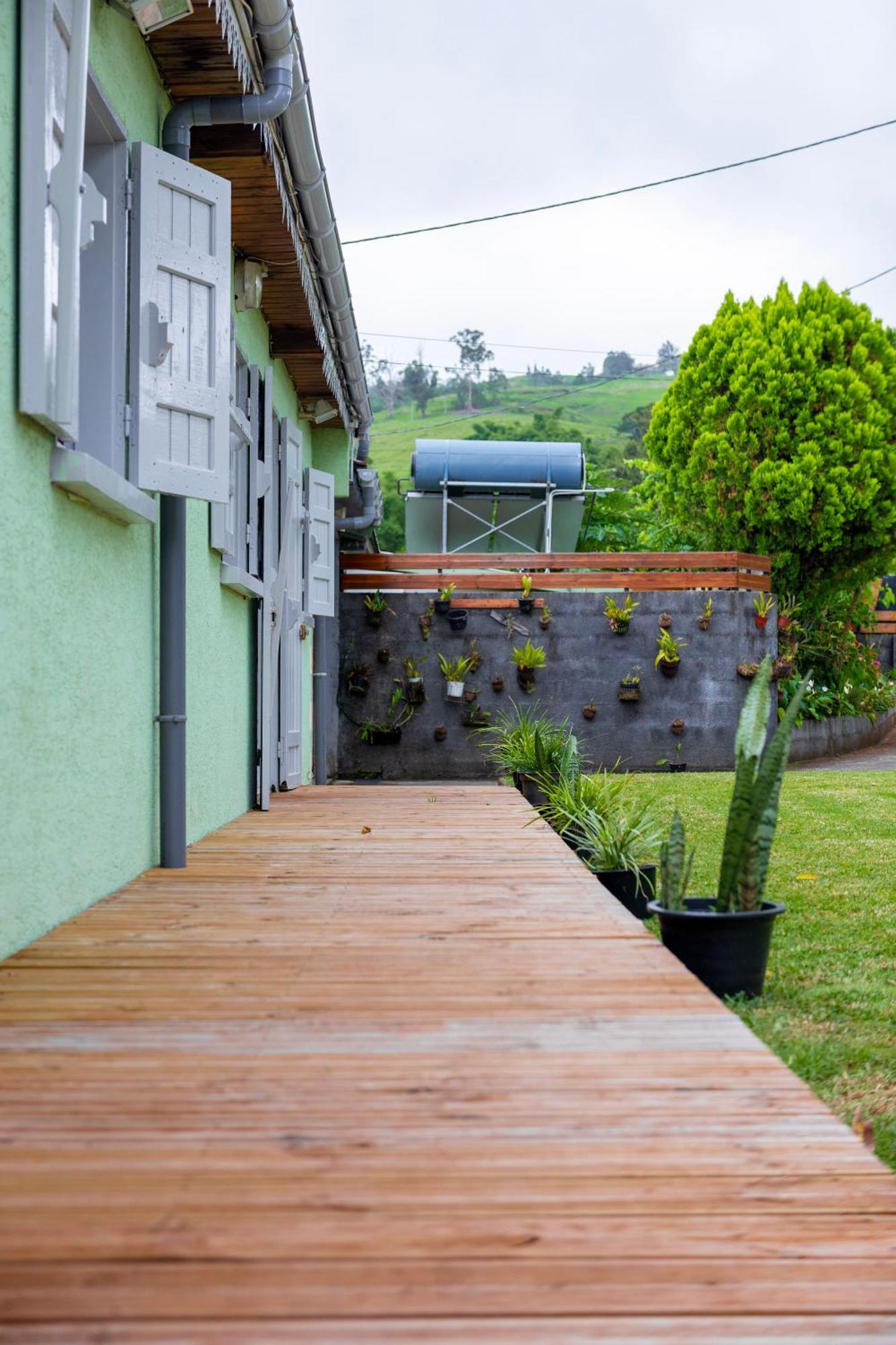 Le Muguet Sauvage Villa Le Tampon Exteriör bild